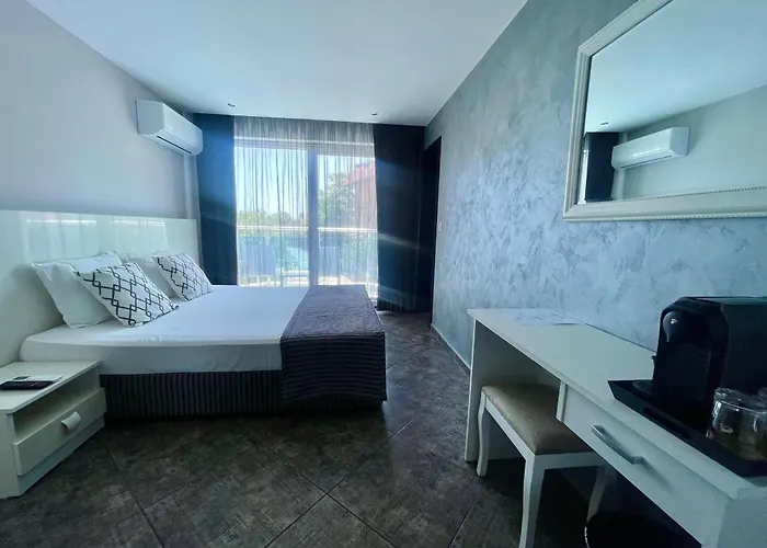 Agata Boutique -adult Only 3*